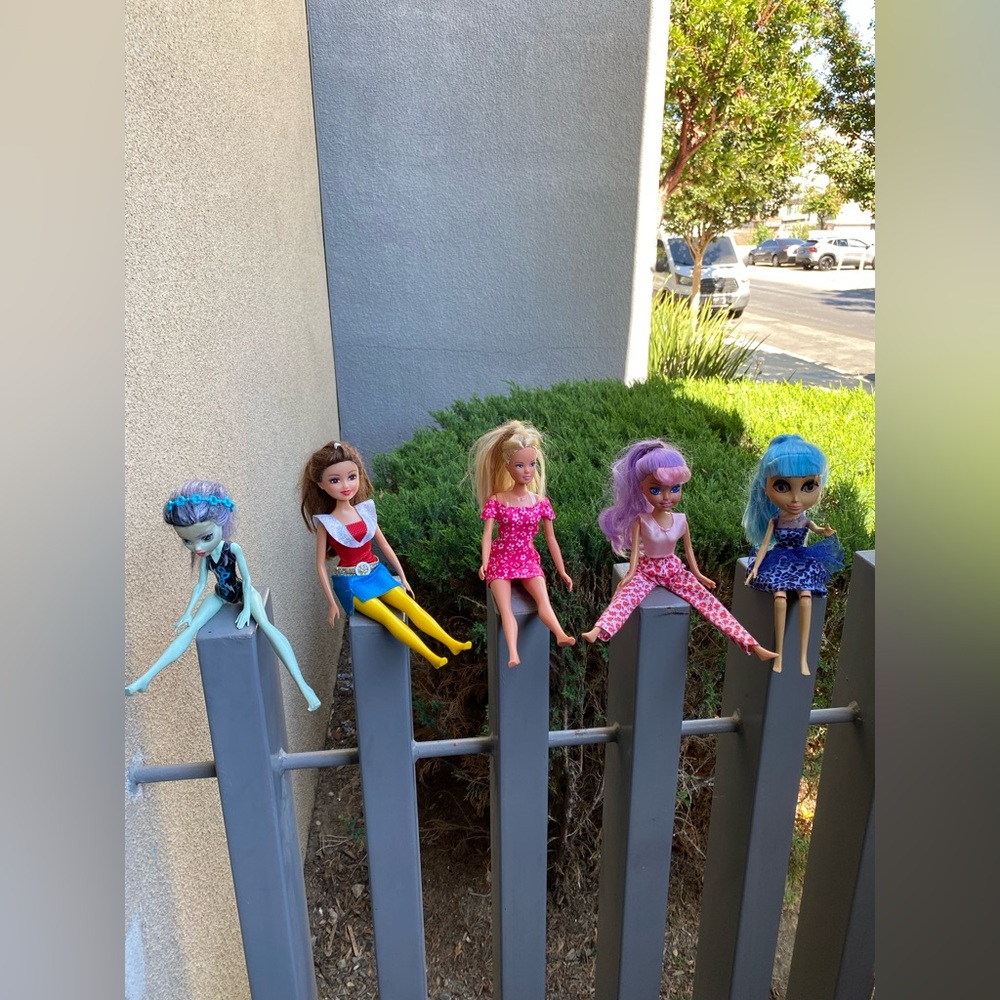 Barbie Dolls Set with Blue, Yellow, Pink, Purple and Aqua Hairstyles
